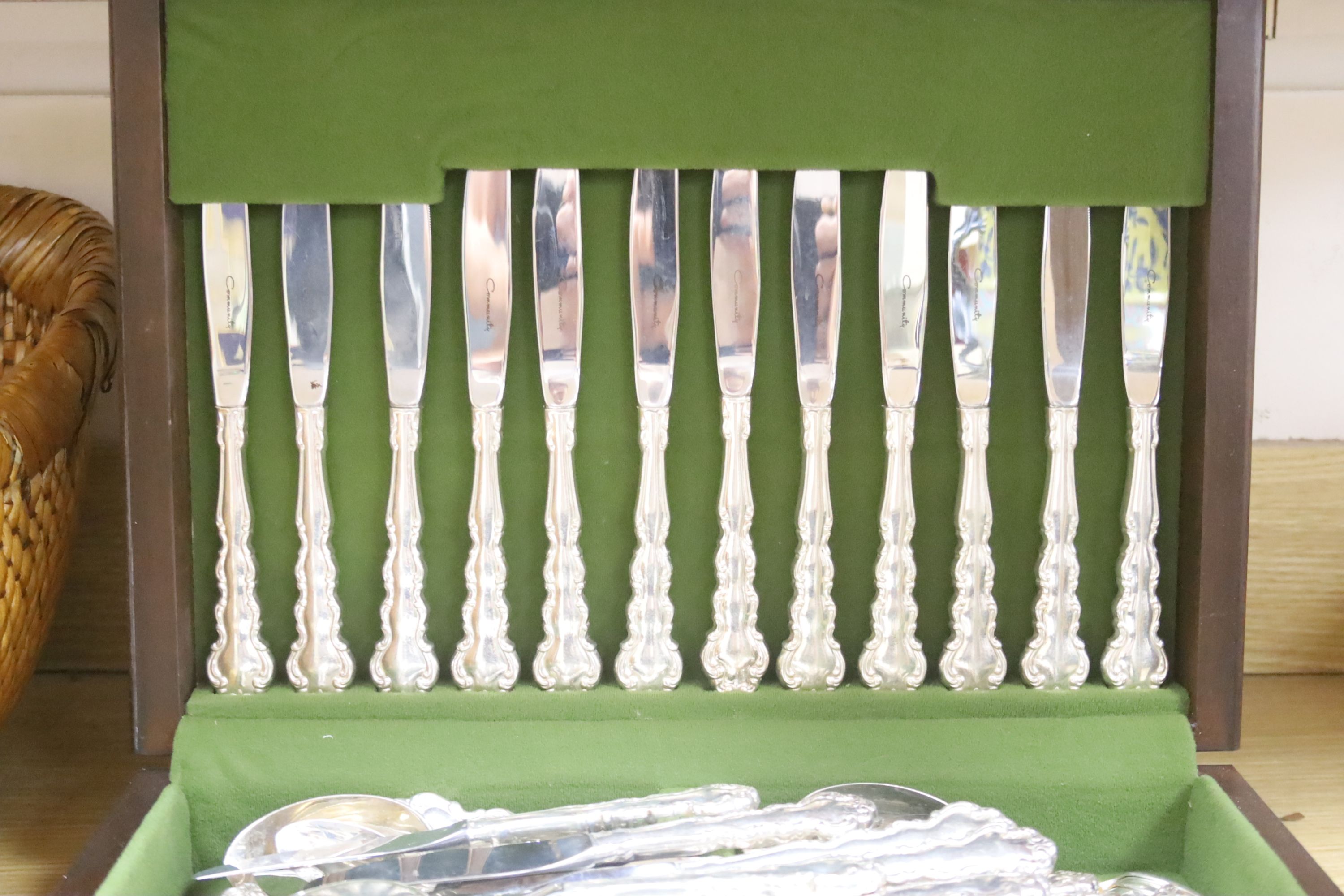 A quantity of assorted silver handled cutlery and plated cutlery including a community plate canteen